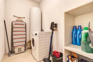 Appartements Aerosky proche Aeroport : photos des chambres