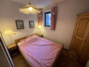 Appartements Residence Gardiole 3 - Appartement · Centre village · Vue montagne MAE-4144 : photos des chambres