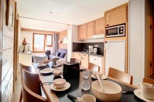 Résidence Aconit - Appartement confortable · Au pied des pistes · Parking couvert inclus MAE-4474