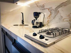 The oasis apartamento de 3 alcobas Laurles estadio LA70