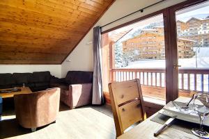 Résidence Les Cristaux - Appartement spacieux & rénové · Proche des pistes · Balcon · Sauna · Hammam · WIFI MAE-9894
