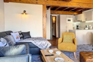 Résidence Les Cristaux - Appartement rénové & spacieux · Proche des pistes · Balcon · Sauna · Hammam · WIFI MAE-9954