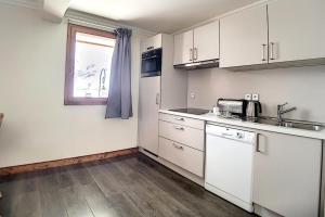 Résidence Les Cristaux - Appartement spacieux & rénové · Proche des pistes · Balcon · Hammam · Sauna · WIFI MAE-0084