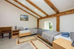 Holiday home in Tribalj 45044