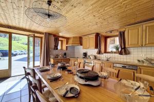 Résidence Les Granges - Chalet spacieux · Centre village des Granges · Sauna MAE-0184