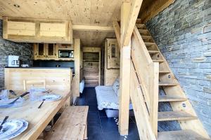 Résidence Caron - Appartement duplex rénové · Départ ski aux pieds · Balcon MAE-0694