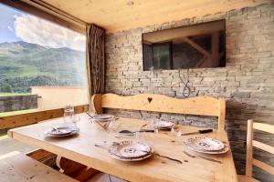 Résidence Caron - Appartement duplex rénové · Départ ski aux pieds · Balcon MAE-0694