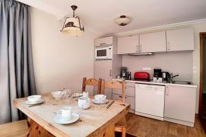 Résidence Les Cristaux - Appartement de standing rénové · Proche des pistes · Balcon · Sauna · Hammam · WIFI MAE-1164