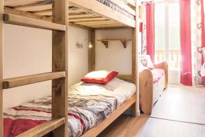 Résidence Ski Soleil - Appartement confortable avec terrasse · Départ ski aux pieds MAE-1234