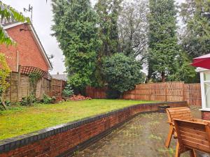 Stunning 5-bed House near NEC & BHX