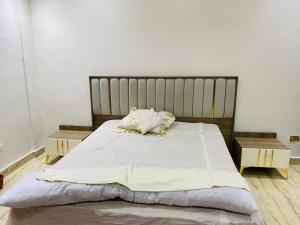 Private Apartment In Villa Zayed