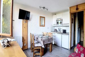 Résidence Boedette A - Studio confortable · Départ et retour skis aux pieds MAE-1304