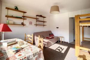 Résidence Aravis - Appartement agréable · Centre station · Balcon MAE-2134