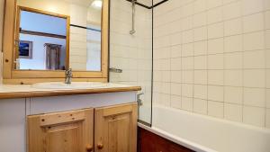 Résidence Valmonts A - Appartement standard · Départ ski aux pieds · Balcon MAE-2324