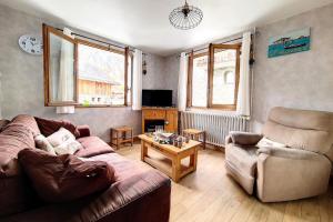 Résidence Saint Marcel - Chalet familial · Centre village de St Marcel · Terrasse ouest MAE-2924