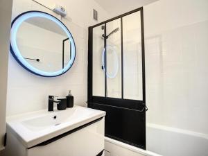 Résidence Merisiers - Appartement Ensoleillé au Cœur du Plateau MAE-4554