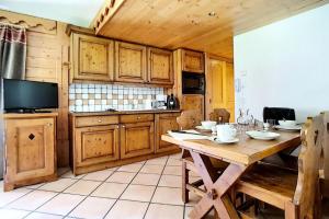 Résidence Alpages De Reberty - Appartement spacieux et lumineux · Proche des pistes · Balcon · Piscine · Parking couvert MAE-7011