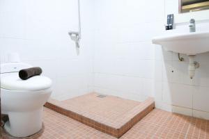 Cozy and Homey Studio Apartment at High Point Serviced By Travelio