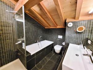 Chalet Les Sauvageons - Grand luxe au cœur des Gets, avec piscine & hammam MAE-2431