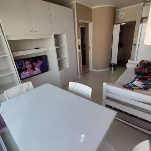 Flat Brilhante 5 Pessoas Garagem Hakka -Feirinha-Hospitais