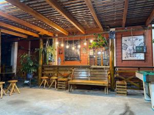 Quinta Fina Madera San Miguel de Bolivar 18 personas