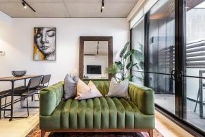 IndustrialStyle Pad in Cool Grungy Neighborhood