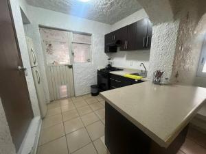 Dpto Consulado USA 3mns Plaza andares 8 minutos