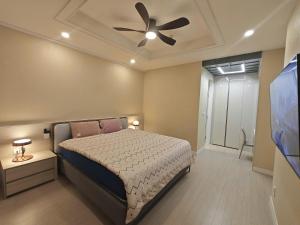 Starlake Daewoo 2Brs Apartment near West Lake