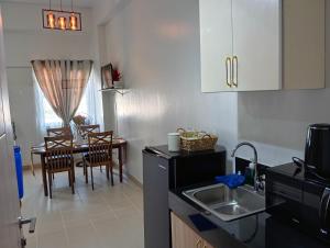 Cheers Marilao Cozy Condo Stay