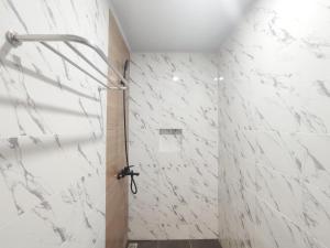 RedDoorz Near Simpang Lima Semarang