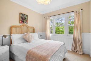 Munday Beach Retreat - Walk to Torquay Surf and Shops