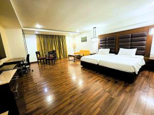 D R Utthama Nellore - AM Hotel Kollection