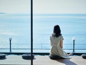 Atami Izusan Karaku