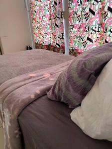 excelente casa inka con cochera en el centro