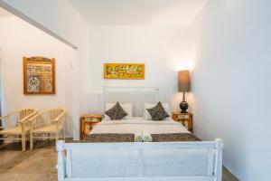 5 Bedroom Villa Etnik in Seminyak with Big Garden and Private Pool