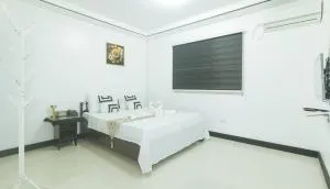 LaVita by RedDoorz - Malabañas