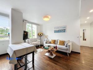 lumineux 3 pieces Ivry - 20 min centre Paris - Parking residence