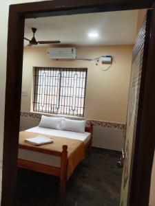 LJ Rooms