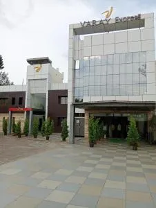 Hotel Varay Express - Sītāmau