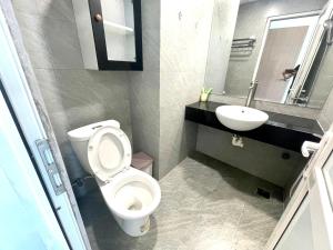Căn Hộ 3 Phòng Ngủ Nhìn Ra Biển (Three-Bedroom Apartment with Ocean View)