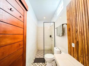 Island Boy Guesthouse N Prime Location in Canggu