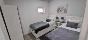 Apartmani i sobe Gromilovic Apartman 4