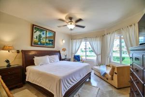 BeachFront Appt wAmazing Pool in Puerto Aventuras