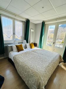 Logis Hôtel LAyguelade