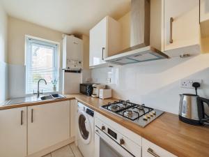 Trendy 2BR Apartment inc Parking - Cowley Oxford - Pass the Keys