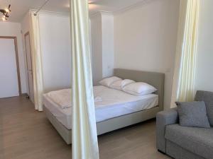 Super Modern Studio with Sea View T66