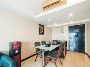 Tranquil Designed 2BR at Braga City Walk Apartment By Travelio