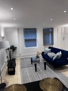 2bed2bath flat London