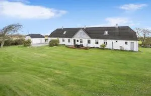 4 Bedroom Gorgeous Home In Vestervig - Heltborg