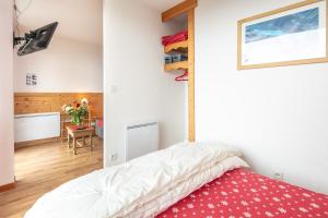 Appartements Hermine - apt 6p vue montagne : photos des chambres